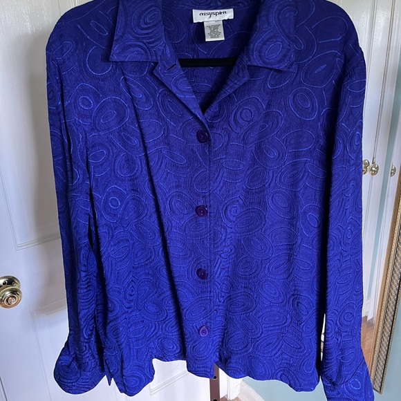 Easy Spirit Tops - Easy Spirit brilliant purple poly/rayon blouse. Beautiful ❣️